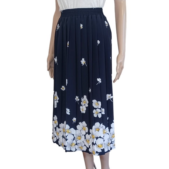 TanJay Pleated Floral Skirt - Picture 1 of 6